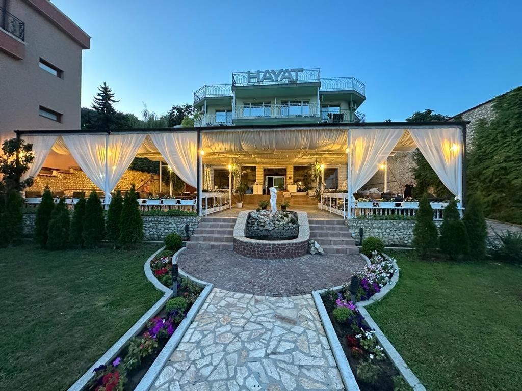 Hayat Ltd Hotel